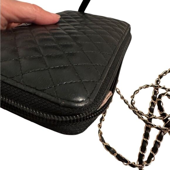 CHANEL Black Quilted Wallet with Gold Accent - Picture 8 of 14